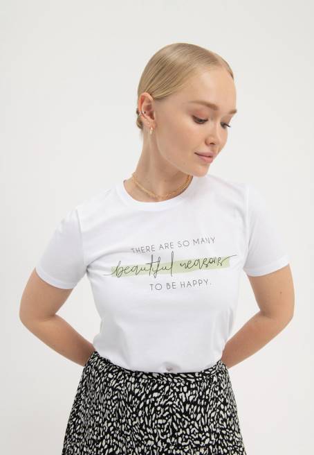 Anna field t shirt 2025