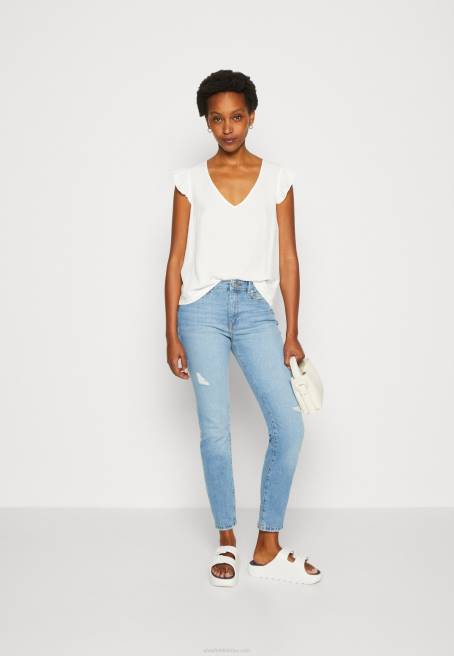 Anna field t shirt shop