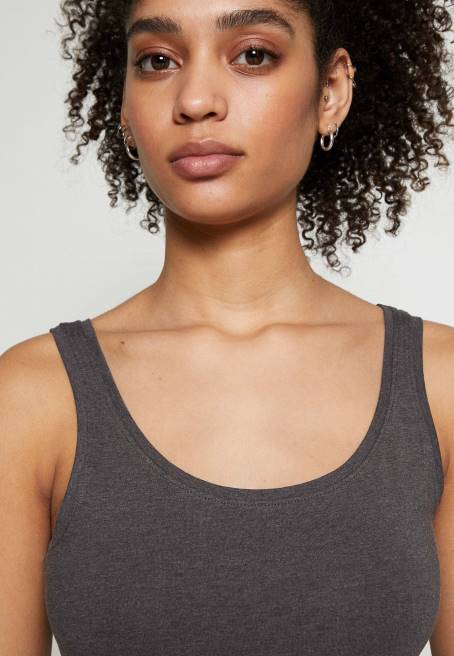 temel tank 3er paket üstü siyah beyaz mottl Anna Field F202434 kadınlar